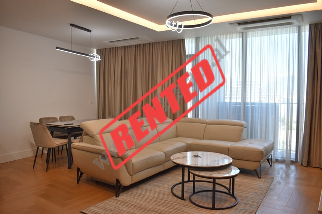 Apartament modern 2+1 me qira tek Residenca Lake View, ne zonen e Liqenit Aritificial ne Tirane.
Ba